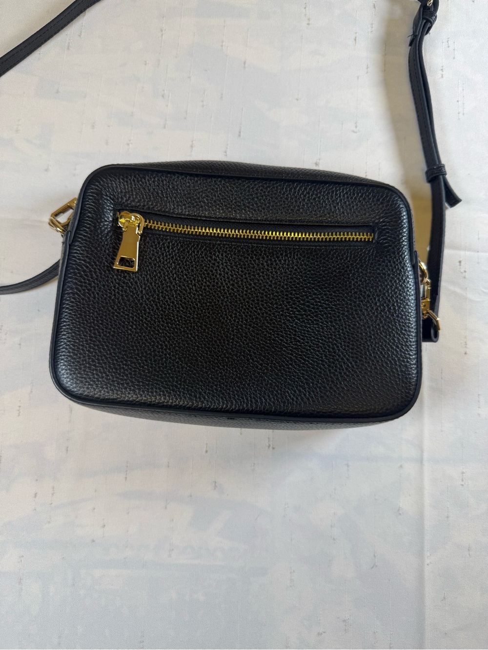 Pom Pom London Classic Black Pebbled Leather Crossbody with Gold Zip Detail NWOT